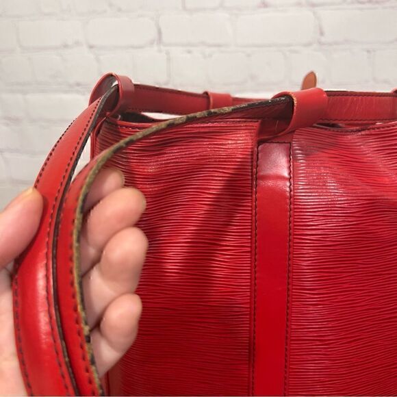 LOUIS VUITTON Epi Randonnee GM Castillan Red. Big Roomy Backpack. main image 16